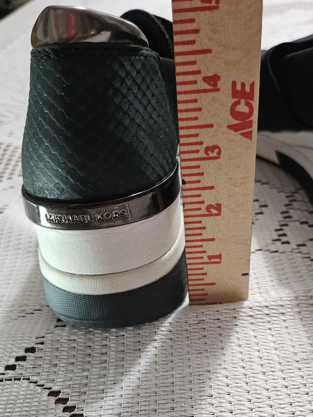 Michael Kors Women’s Size 10 Black Wedge Sneakers Snake Embossed Slip On - Picture 5 of 9